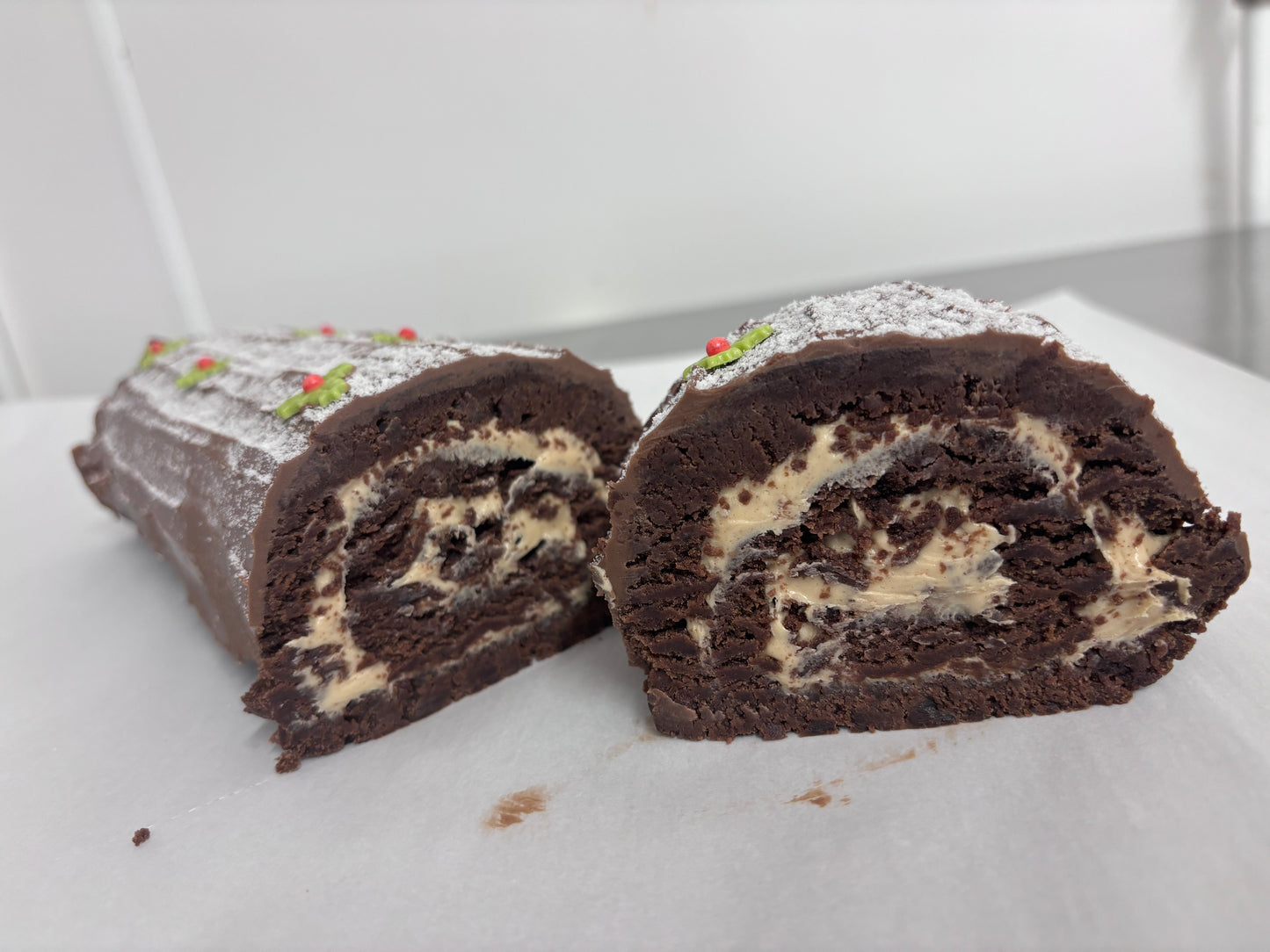 Kinder Yule log Brownie